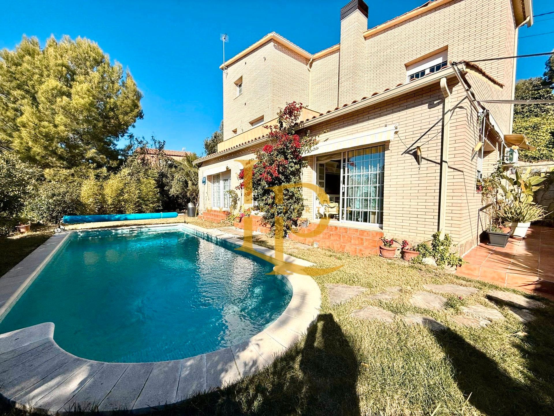 Jardí de Casa o xalet en venda en Rubí amb Aire condicionat, Calefacció i Jardí privat