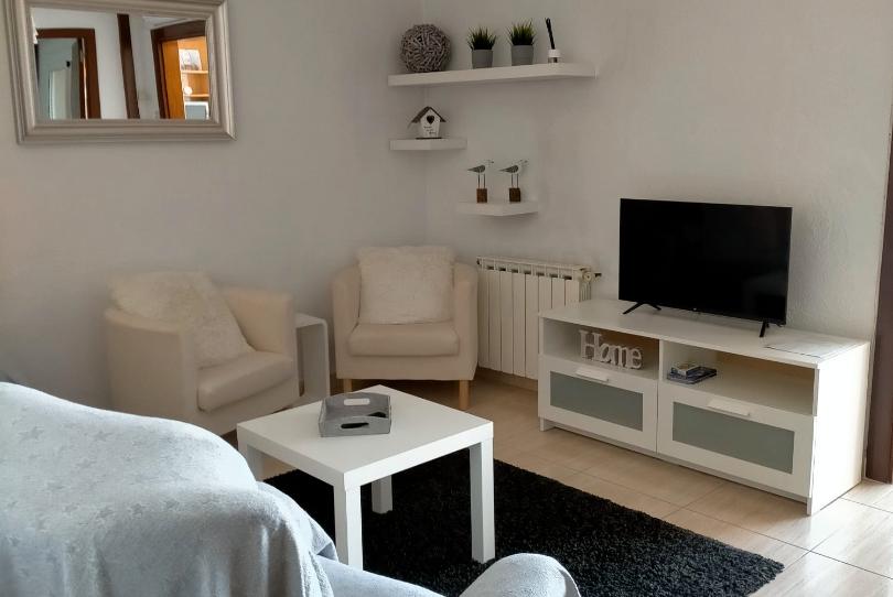 Photo 1 of Planta baja to rent in Carrer de Trafalgar, Tueda, Girona