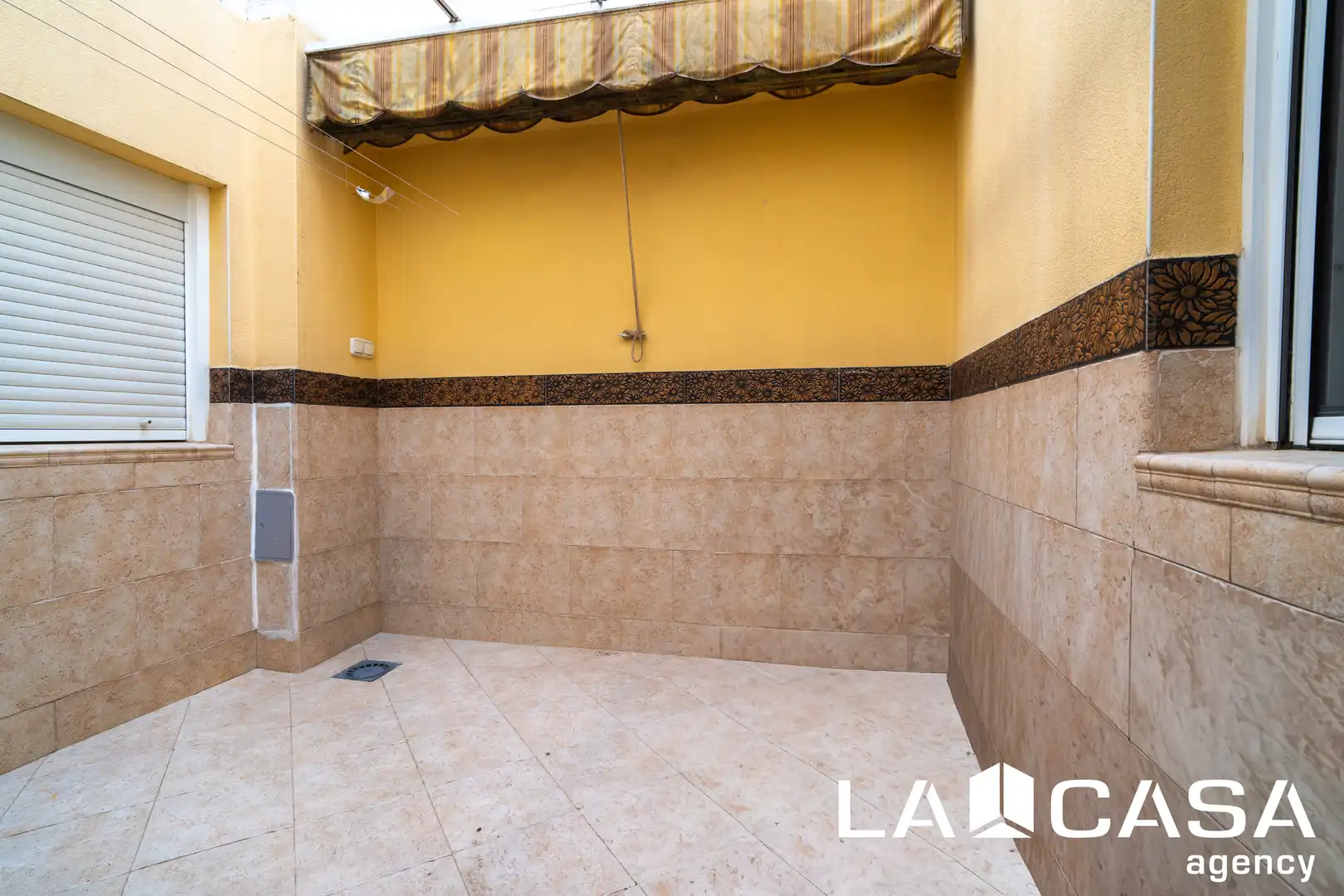 Flat for sale in Sevilla  with Air Conditioner, Heating and Terrace