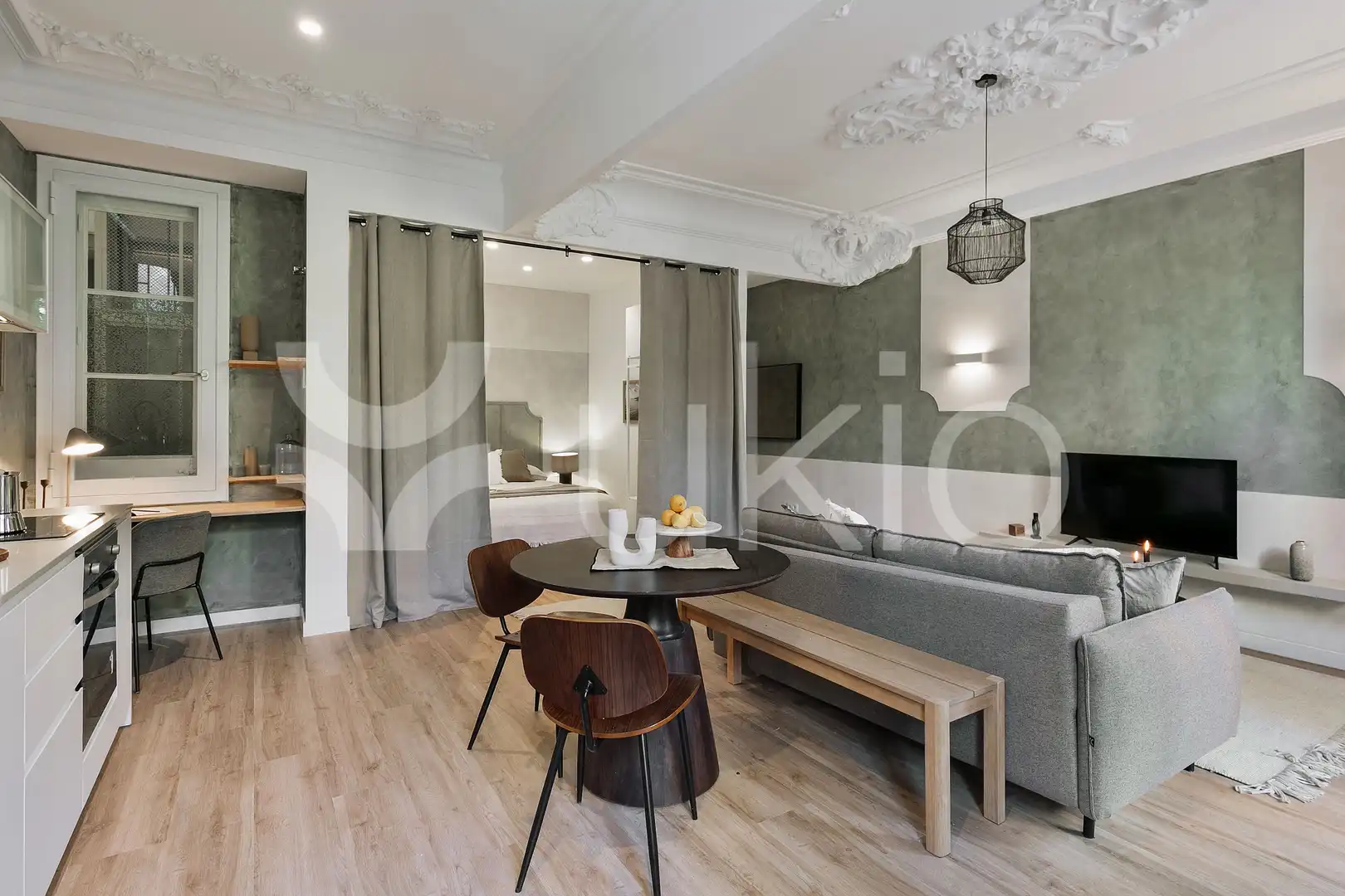 Habitación de Estudio de alquiler en Barcelona con Aire acondicionado, Calefacción y Amueblado