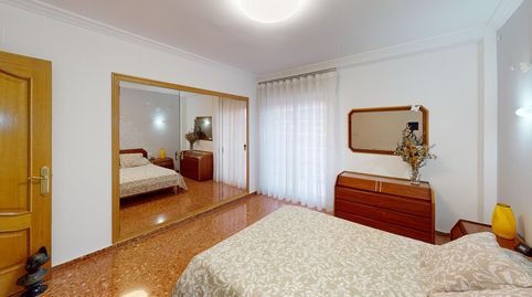 Foto 2 de Piso en venta en Avenida Tres Cruces, Vara de Quart, Valencia Capital