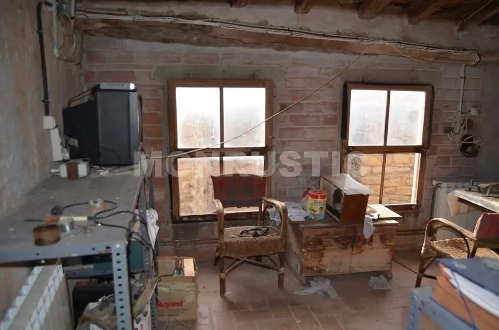 Country house zum Verkauf in El Vilosell mit Abstellraum und Balkon