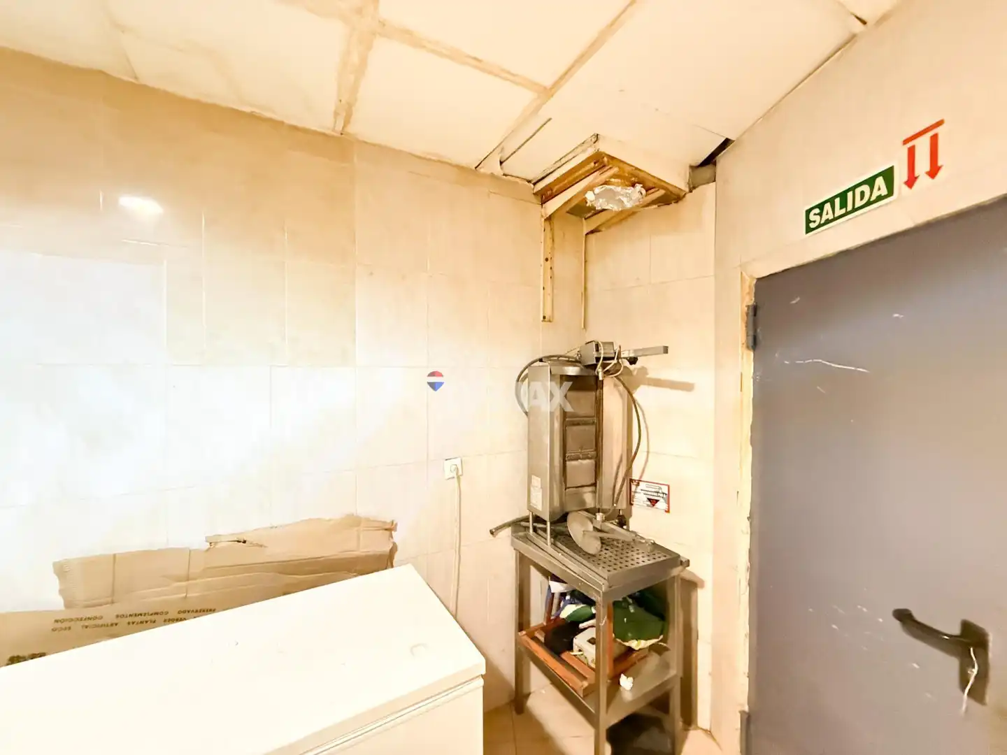 Business premises for sale in Calle De Granada, imagen 12