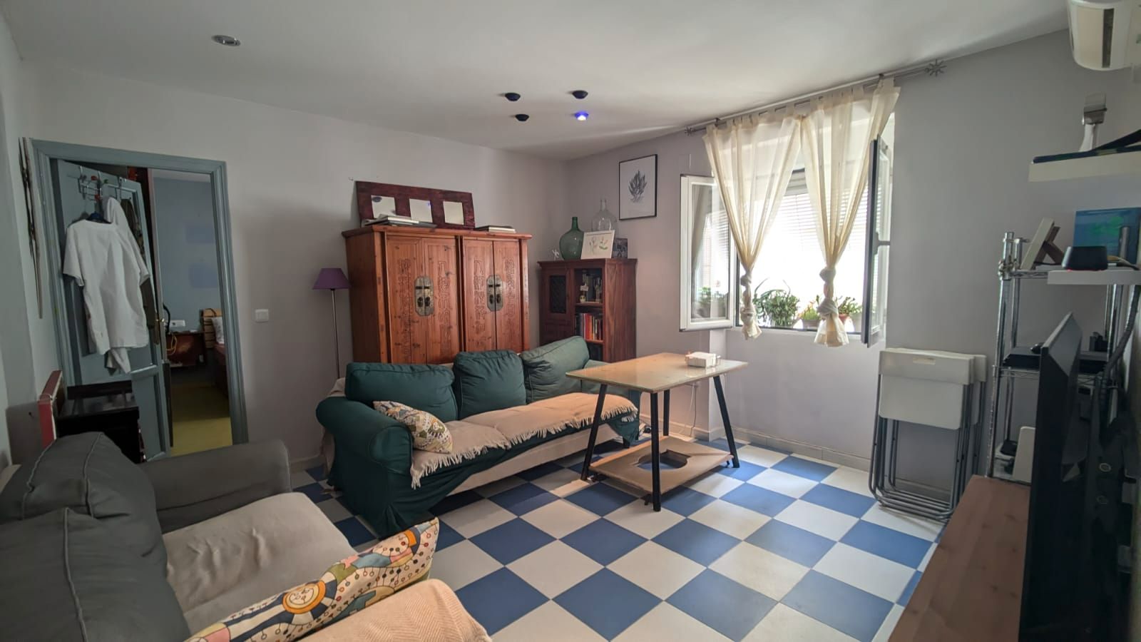 Sala d'estar de Pis en venda en  Granada Capital amb Aire condicionat i Moblat