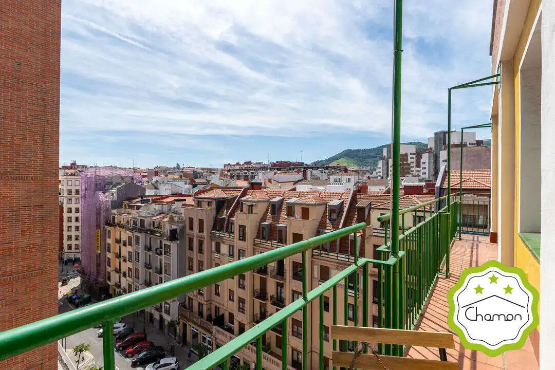Exterior view of Flat for sale in Bilbao   with Heating and Balcony
