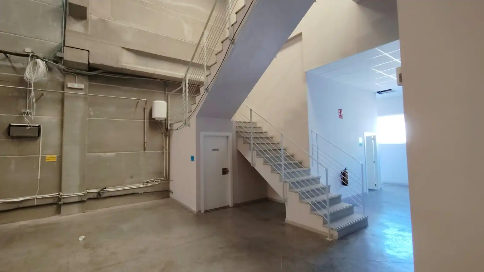 Industrial building to rent in Fuente del Jarro, imagen 6