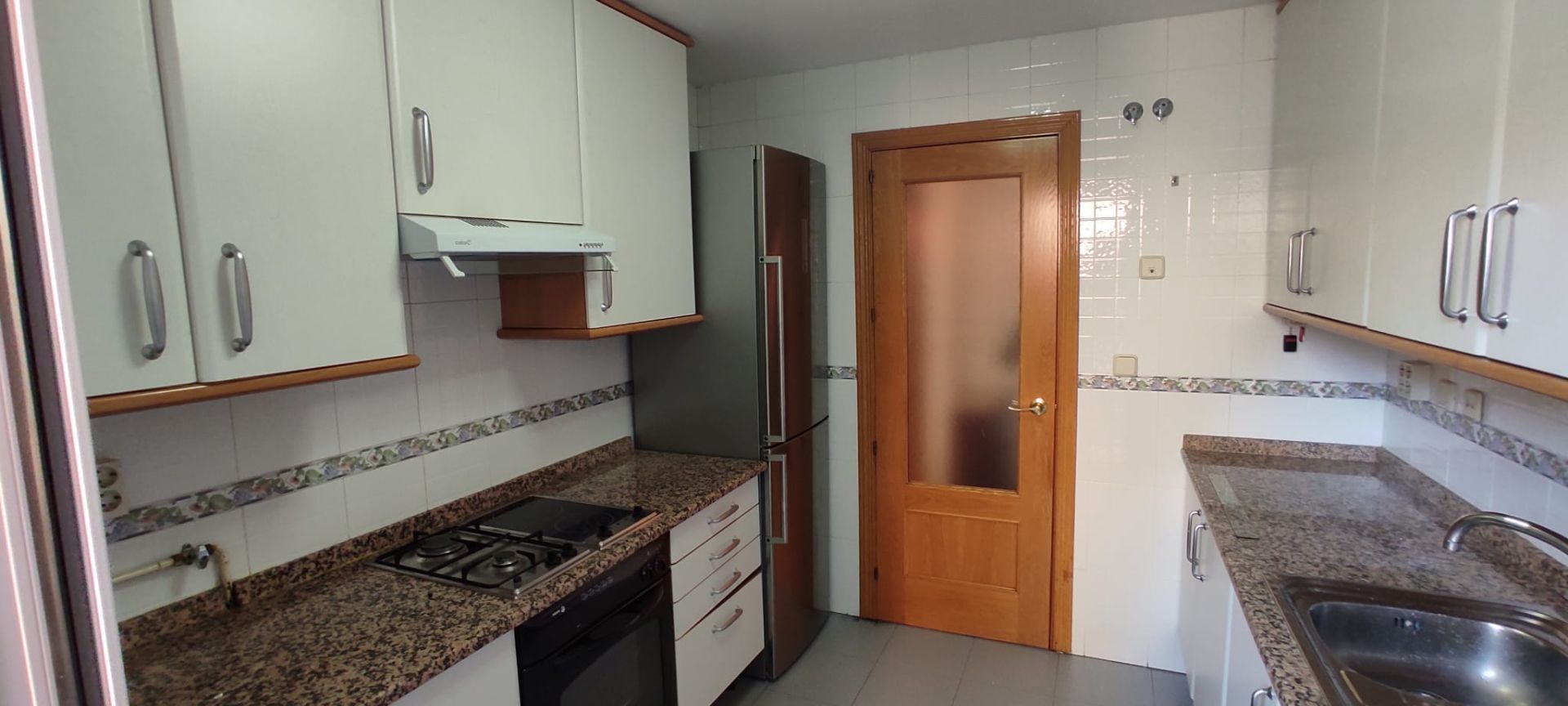 Kitchen of Flat to rent in  Madrid Capital  with Air Conditioner, Heating and Furnished