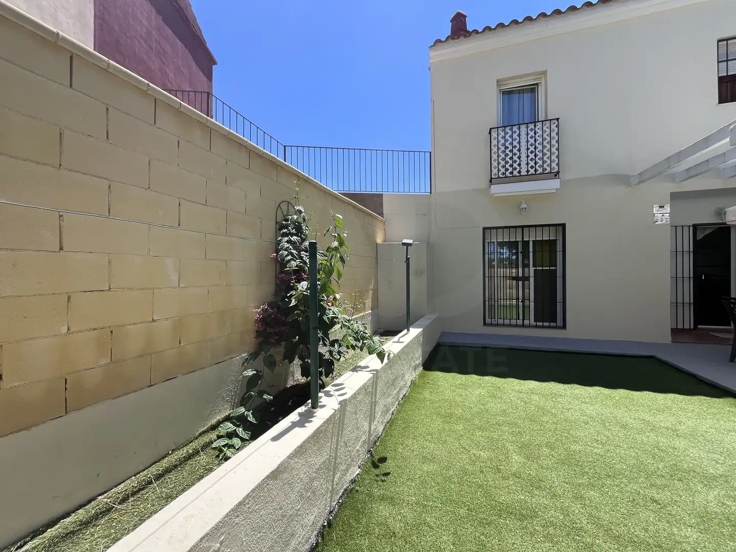 Terraza de Casa adosada en venta en Ayamonte con Calefacción, Terraza y Piscina