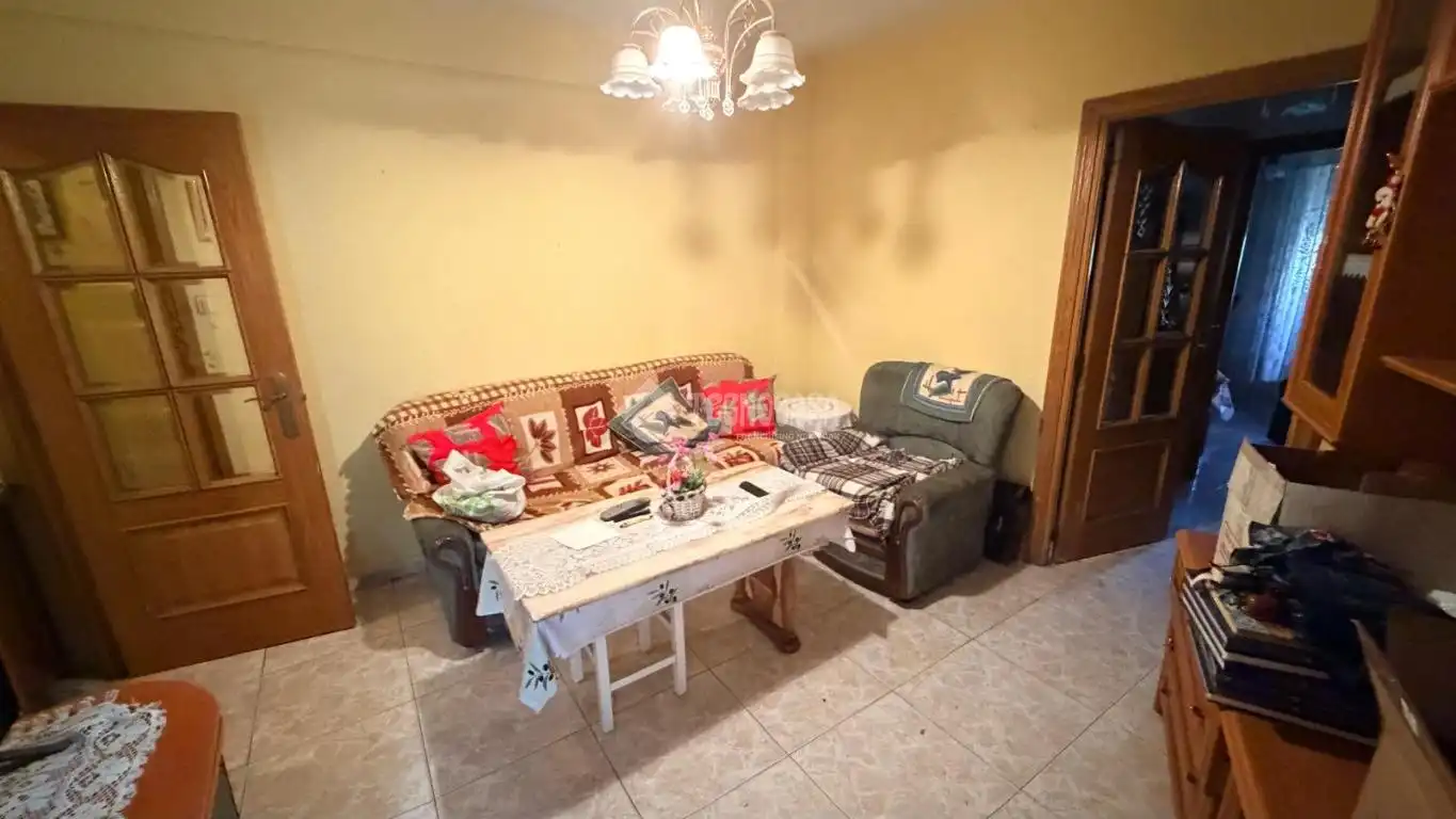 Sala d'estar de Pis en venda en Villaverde