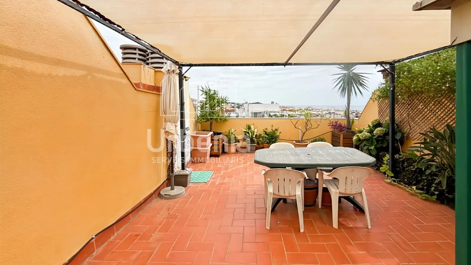 Terrassa de Dúplex en venda en Mataró amb Aire condicionat, Calefacció i Terrassa