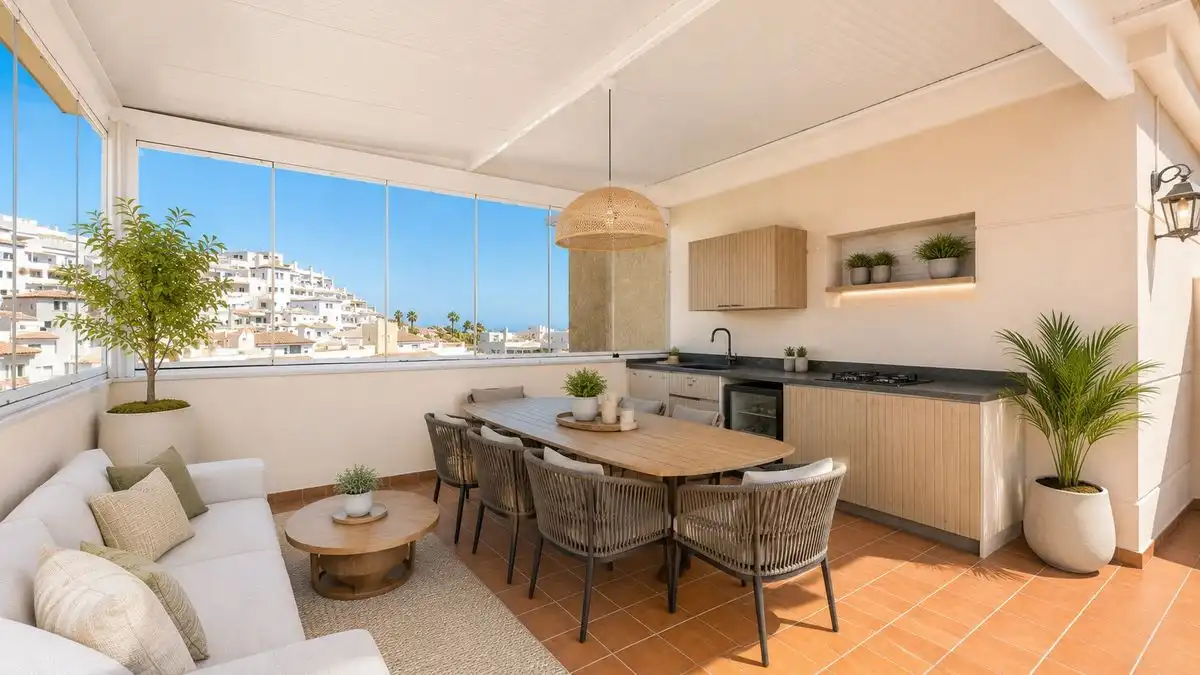 Ático con terraza en venta en Torrequebrada, imagen 3