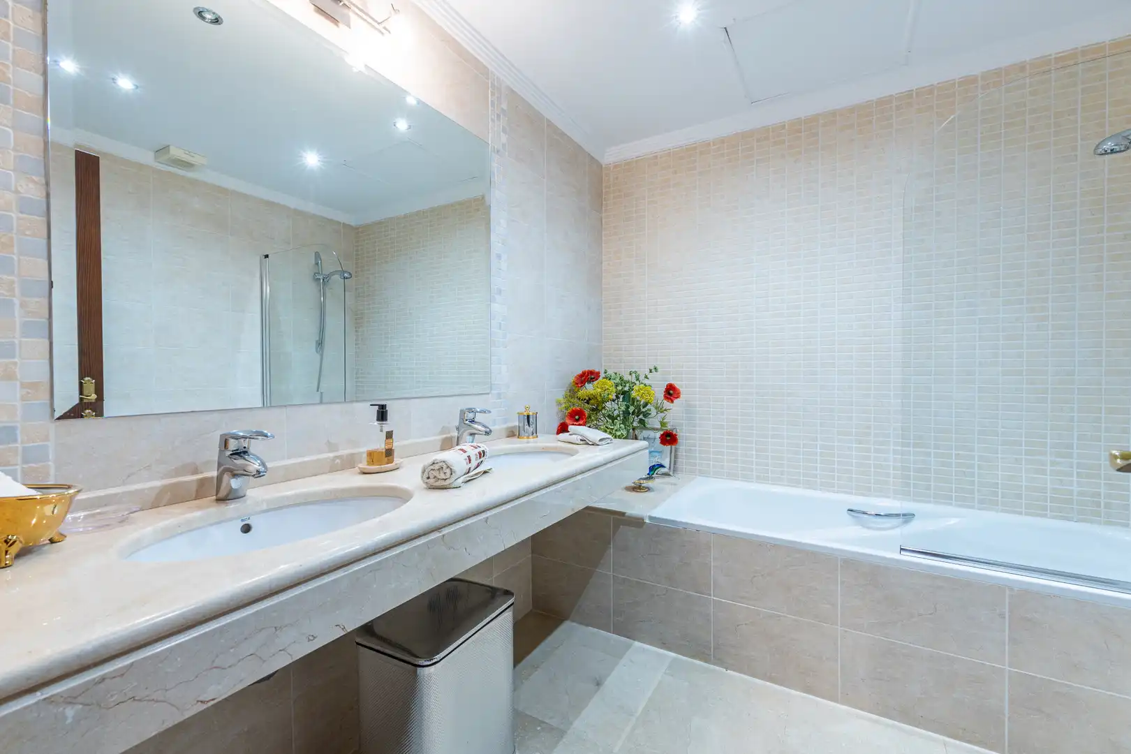 Baño de Casa o chalet en venta en Mijas con Aire acondicionado, Jardín privado y Terraza