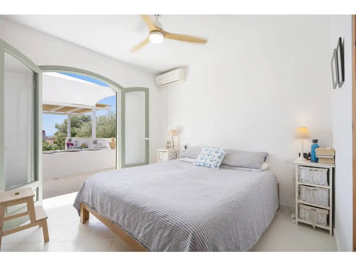 Habitación de Casa o chalet en venta en Sant Lluís con Jardín privado, Terraza y Piscina