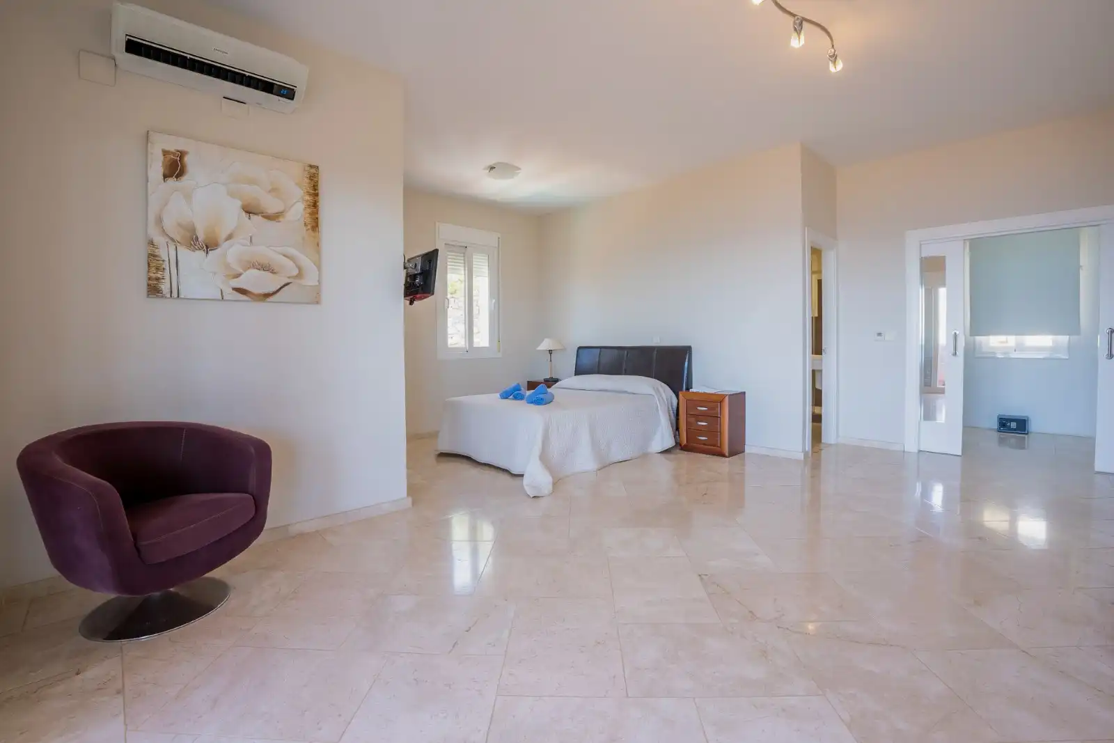 Chalet con piscina en venta en Calle Acuario, imagen 15