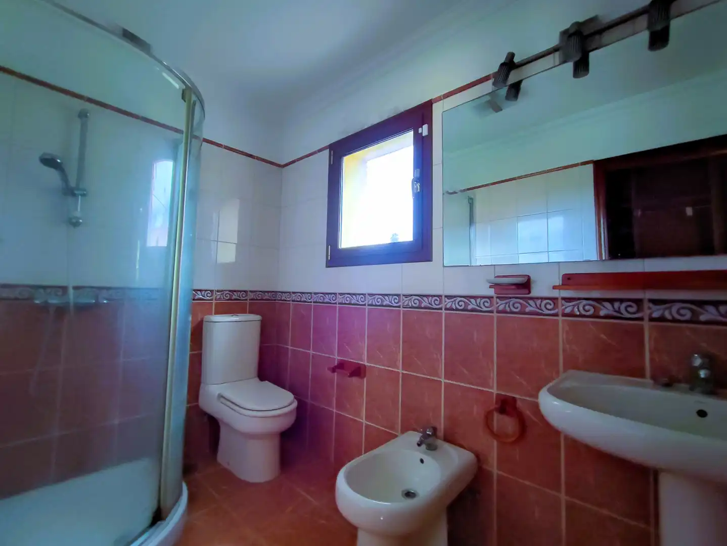 Bany de Casa o xalet en venda en San Cristóbal de la Laguna amb Jardí privat, Terrassa i Traster