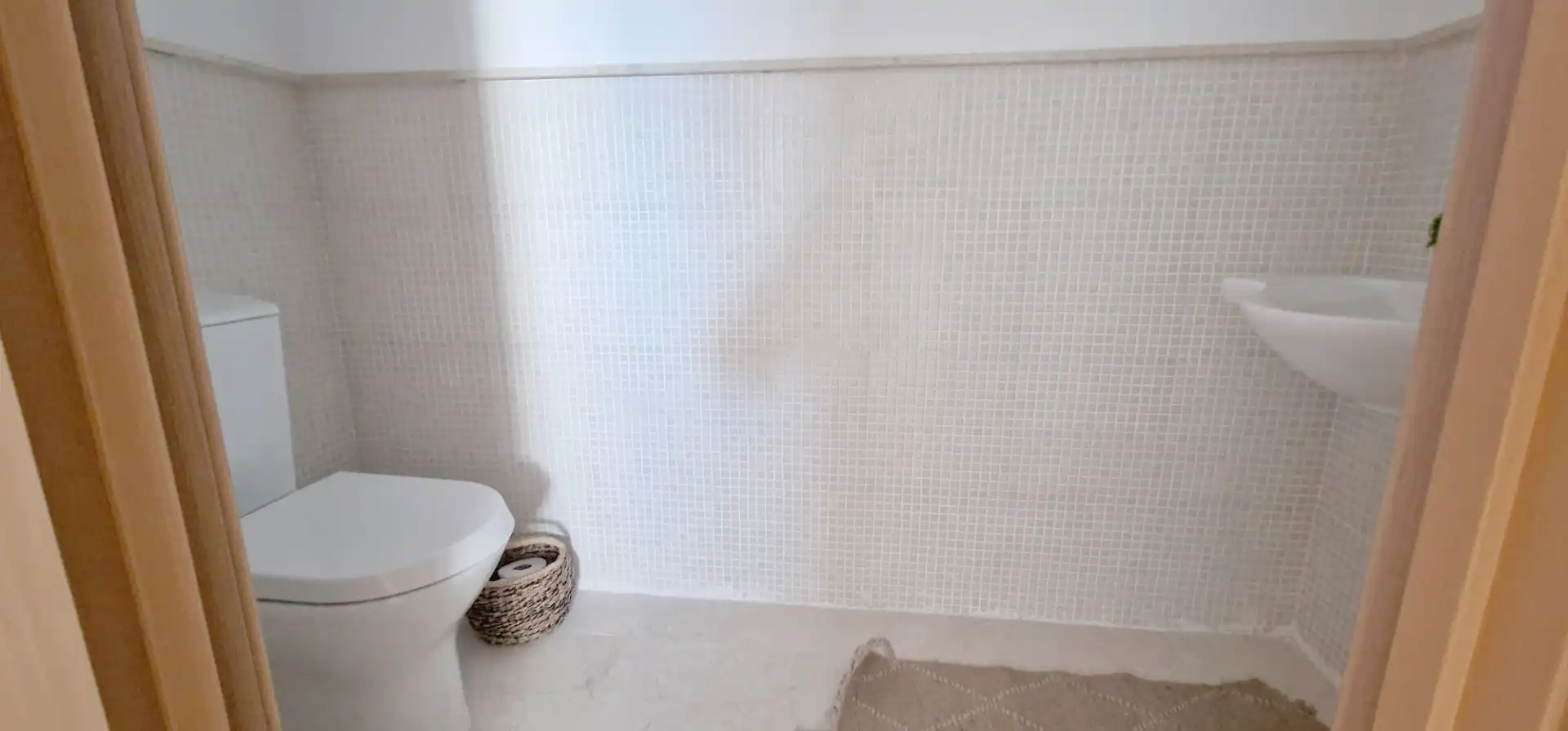 Baño de Casa adosada en venta en Casares con Jardín privado, Terraza y Trastero