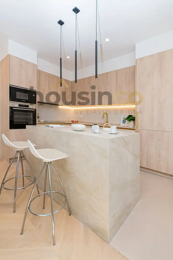 Kitchen of Flat for sale in Madrid  with Air Conditioner, Heating and Parquet flooring