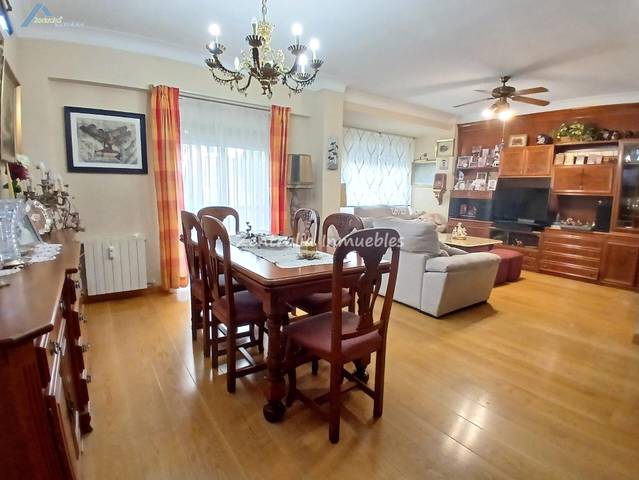 Piso en Venta en Calle Calle de Pedro María Ric, 32 en Paseo Constitución - Las Damas