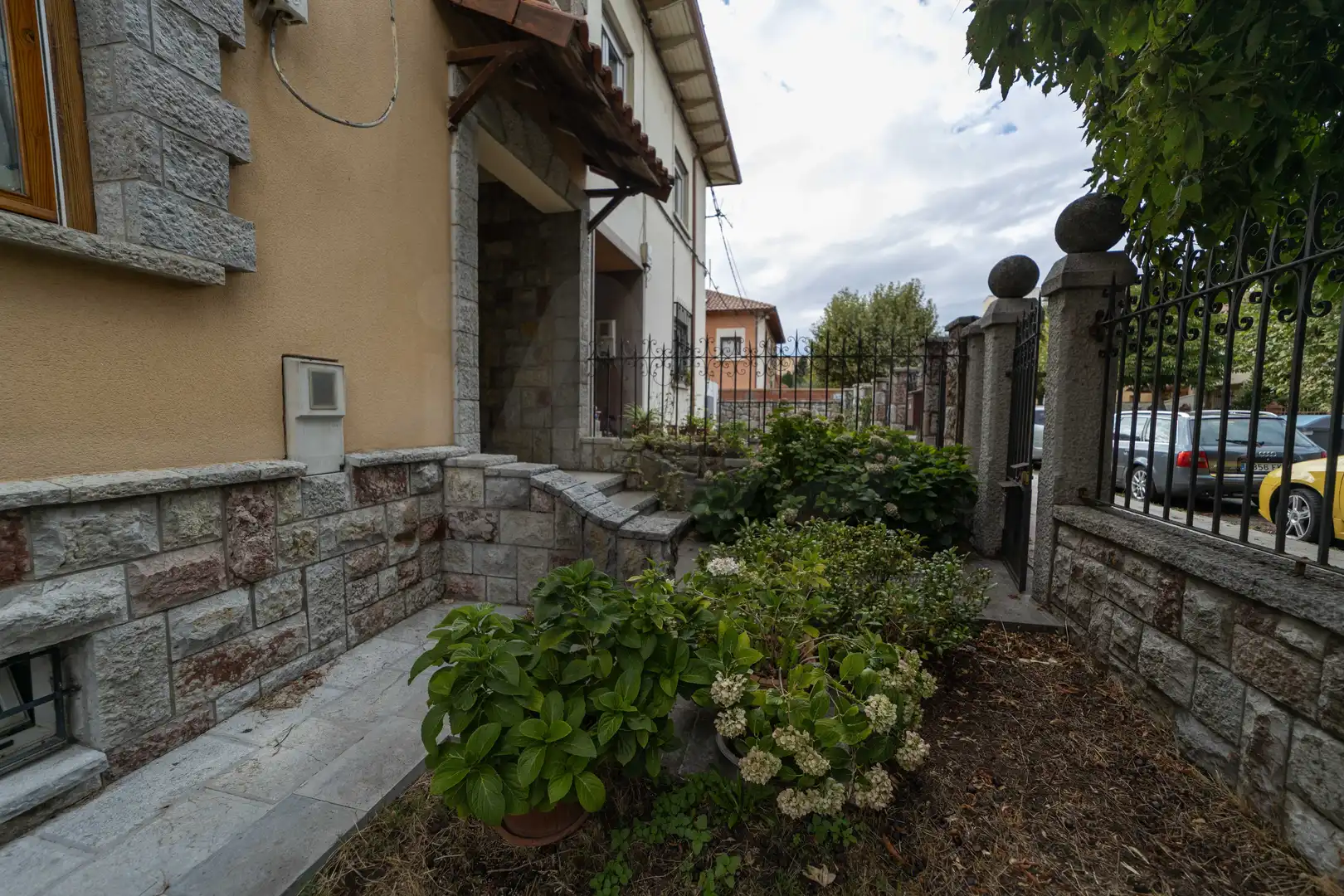 Vista exterior de Casa o chalet en venta en León Capital  con Calefacción
