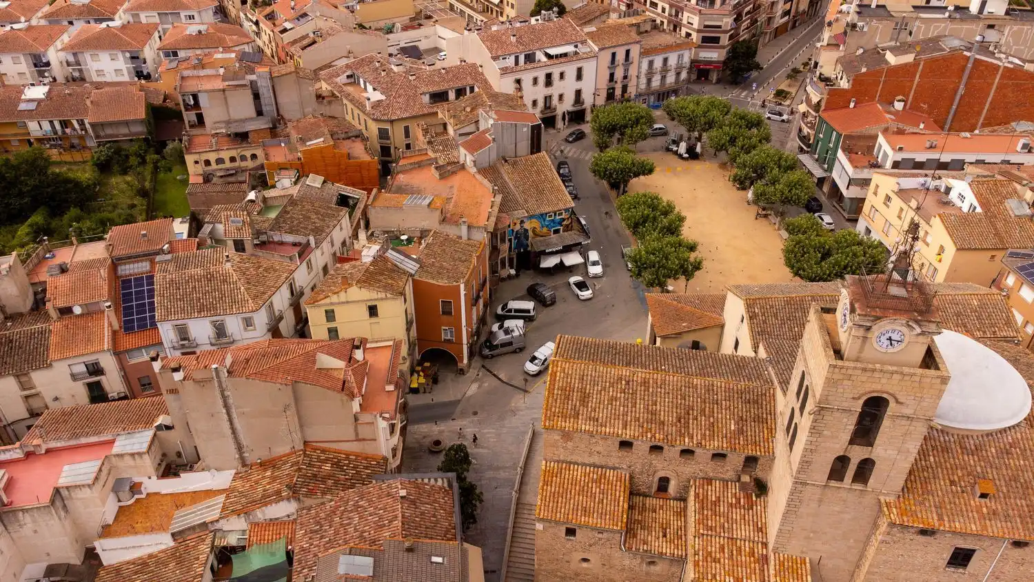 Vista exterior de Edifici en venda en Santa Coloma de Farners