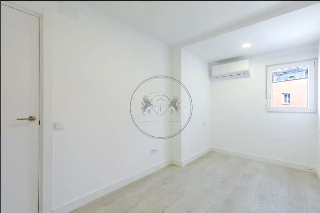 Flat for sale in Valdemoro  with Air Conditioner and Heating