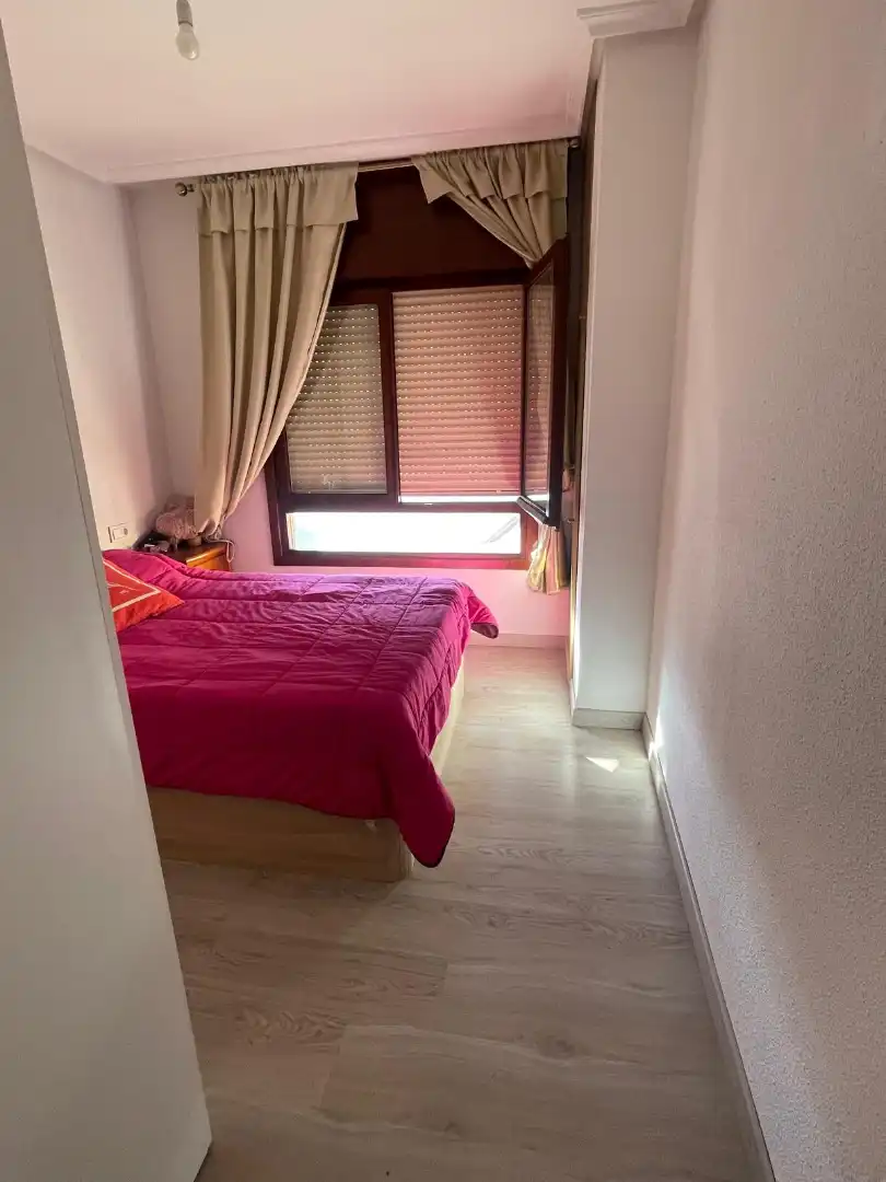 Habitación de Piso en venta en Calahorra con Amueblado