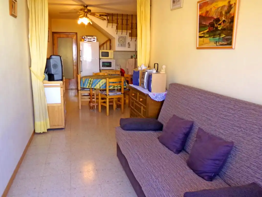 Living room of Apartments for sale in L'Escala
