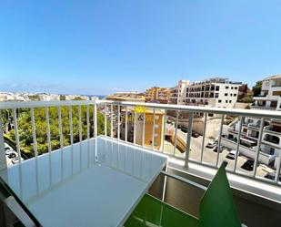 Terrassa de Apartament de lloguer en Orihuela amb Aire condicionat, Piscina i Balcó