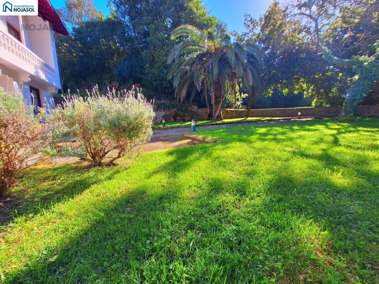 Jardín de Casa o chalet en venta en Arnuero con Calefacción y Jardín privado