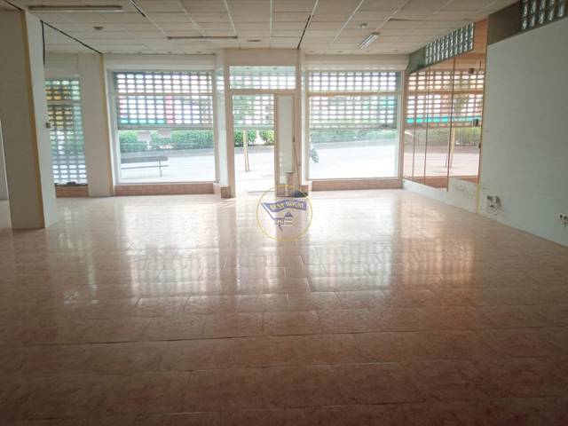 Local comercial en Venta en Calle TRAVESIA DE VIGO en Travesía de Vigo - San Xoán