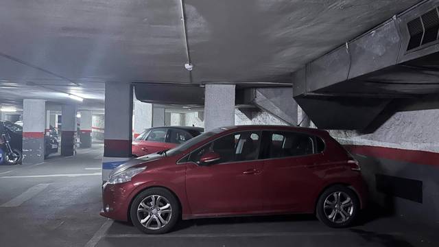 Garaje en Venta en Carrer SANTA ANNA en Centre