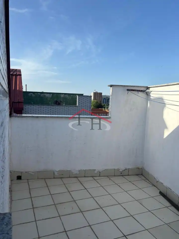 Terrasse von Maisonette zum Verkauf in León Capital  mit Heizung, Parkett und Terrasse