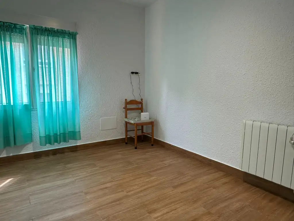 Habitación de Piso en venta en Gijón  con Calefacción y Horno
