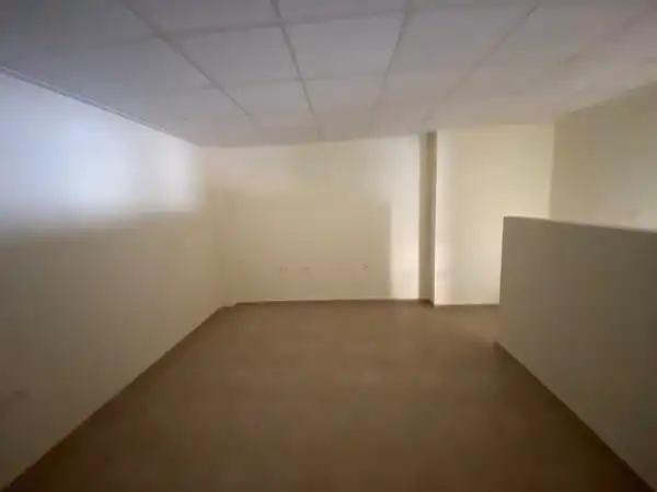 Local comercial en venda a Novelda, imagen 3