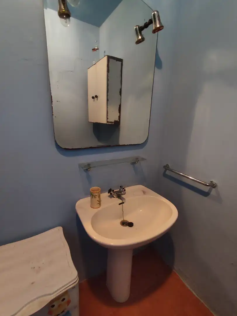 Bany de Casa o xalet en venda en Carral amb Jardí privat