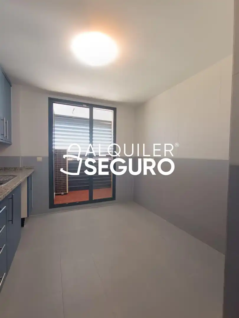 Habitación de Piso de alquiler en Parla con Aire acondicionado, Calefacción y Terraza