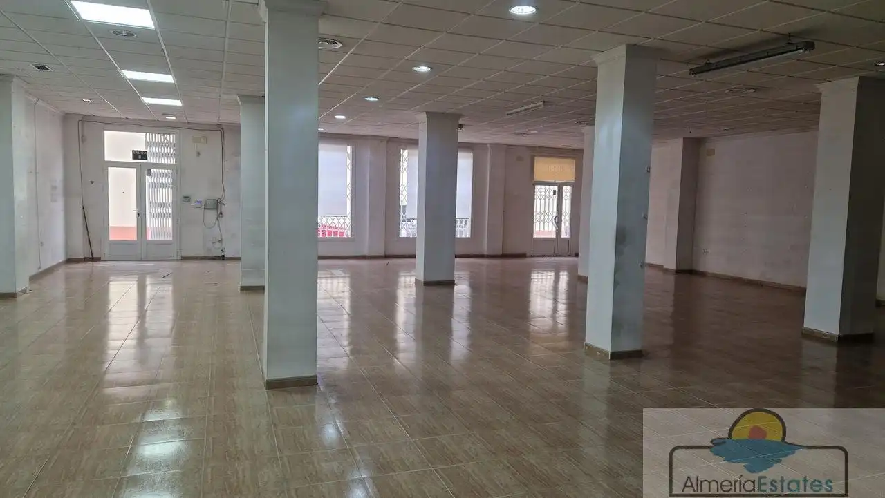 Local comercial de lloguer a Albox, imagen 7