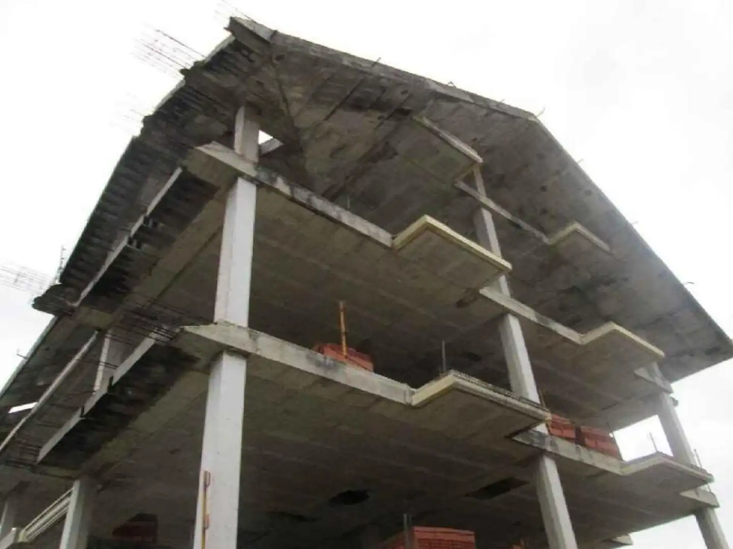 Vista exterior de Pis en venda en Noja