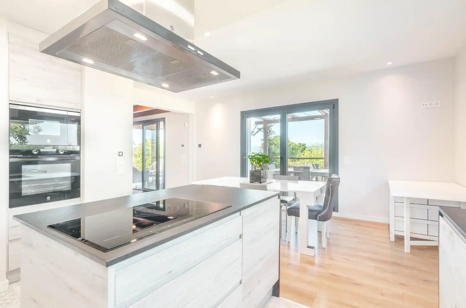 Cocina de Casa o chalet en venta en Siero con Aire acondicionado, Calefacción y Jardín privado