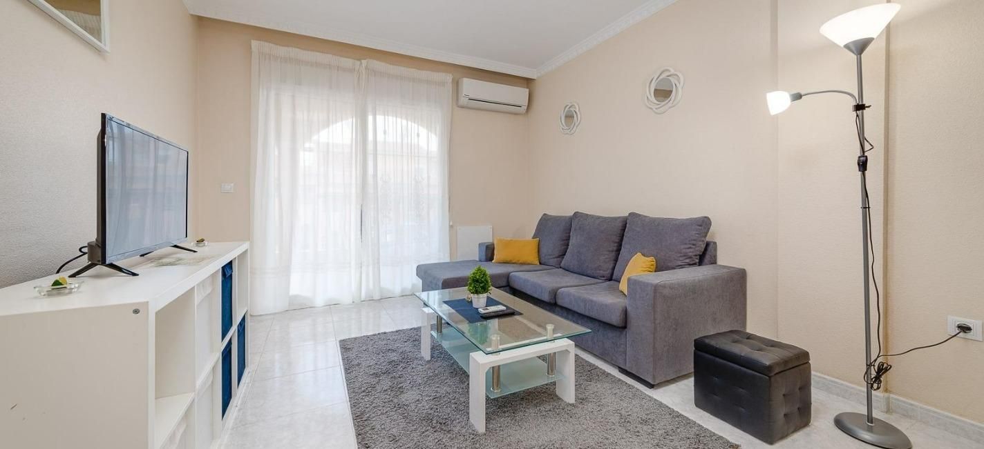Living room of Apartment to rent in Orihuela  with Air Conditioner, Heating and Private garden