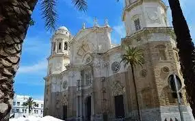 Vista exterior de Estudio en venta en Cádiz