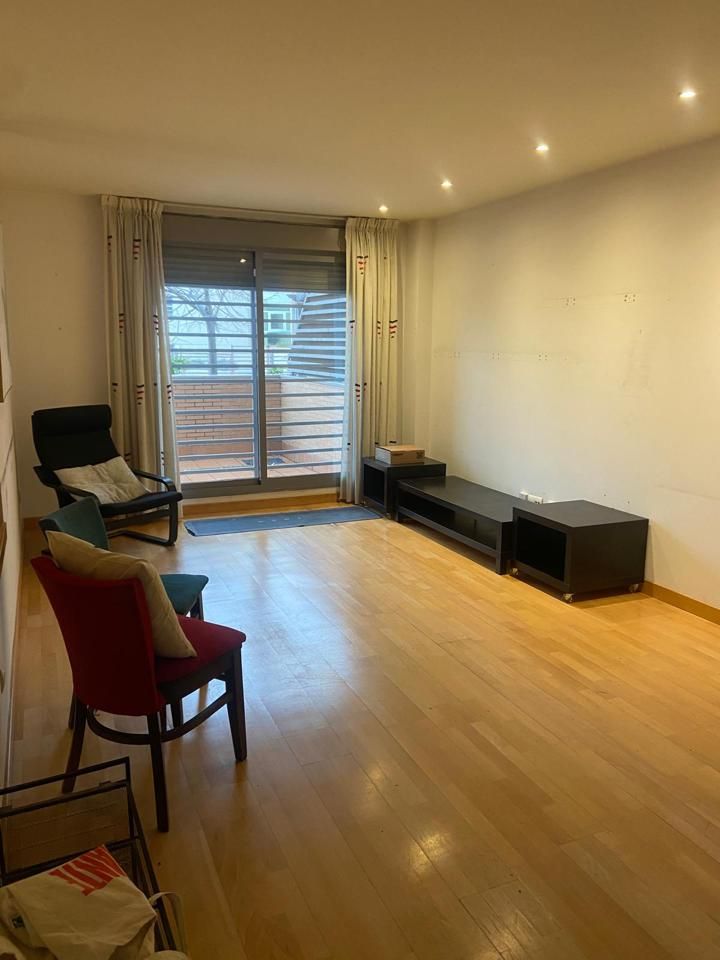 Sala d'estar de Planta baixa en venda en Valdemoro amb Aire condicionat, Calefacció i Terrassa