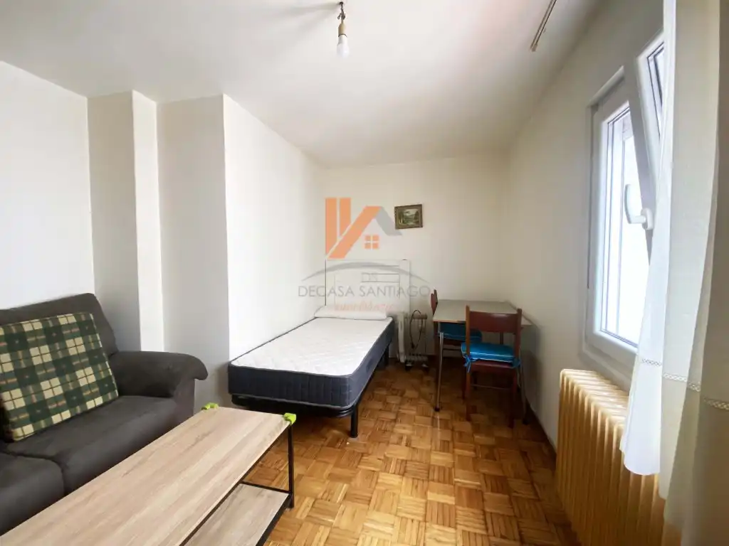 Habitación de Apartamento en venta en Santiago de Compostela 