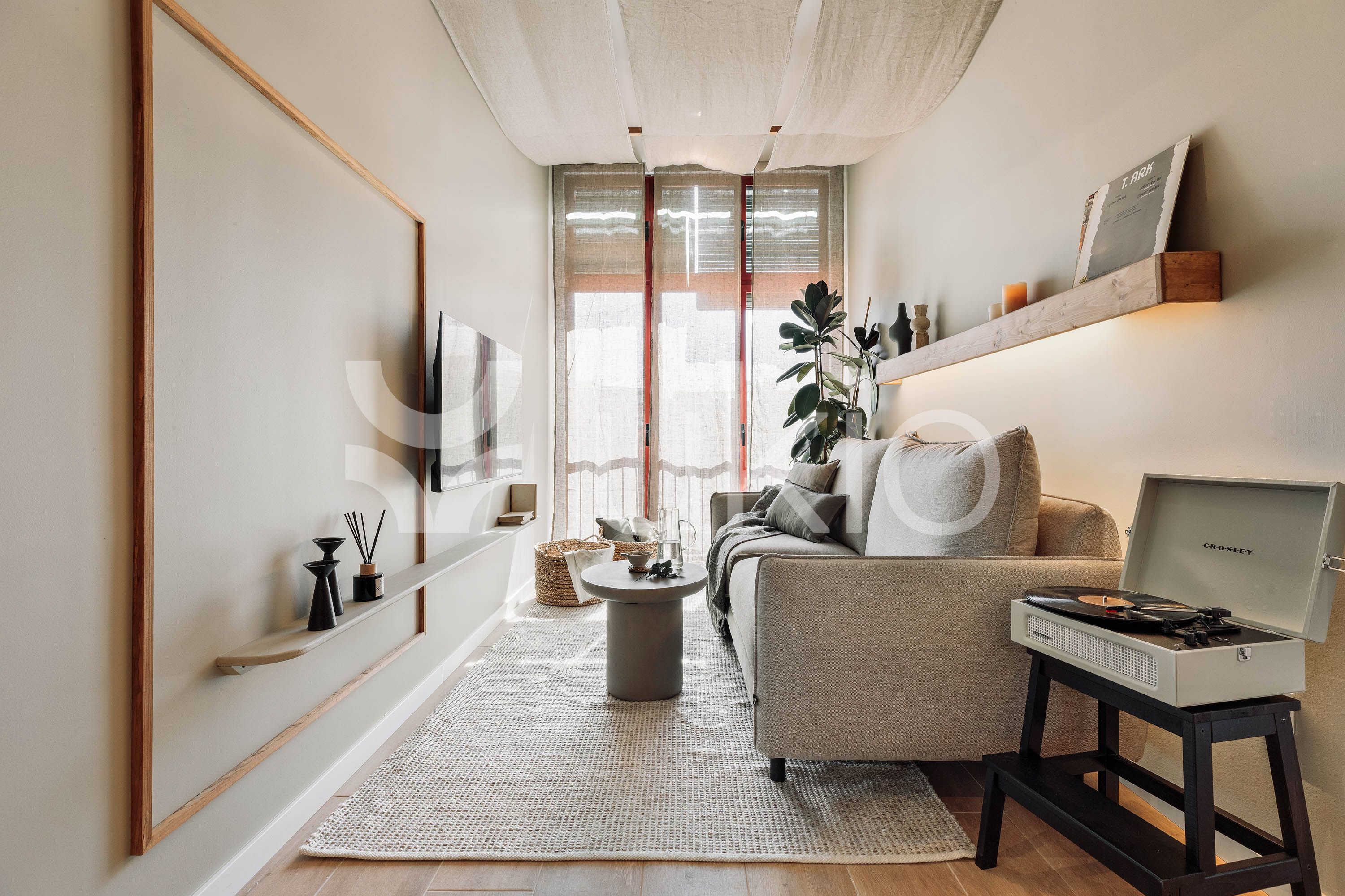 Sala d'estar de Apartament de lloguer en  Barcelona Capital amb Aire condicionat, Calefacció i Moblat