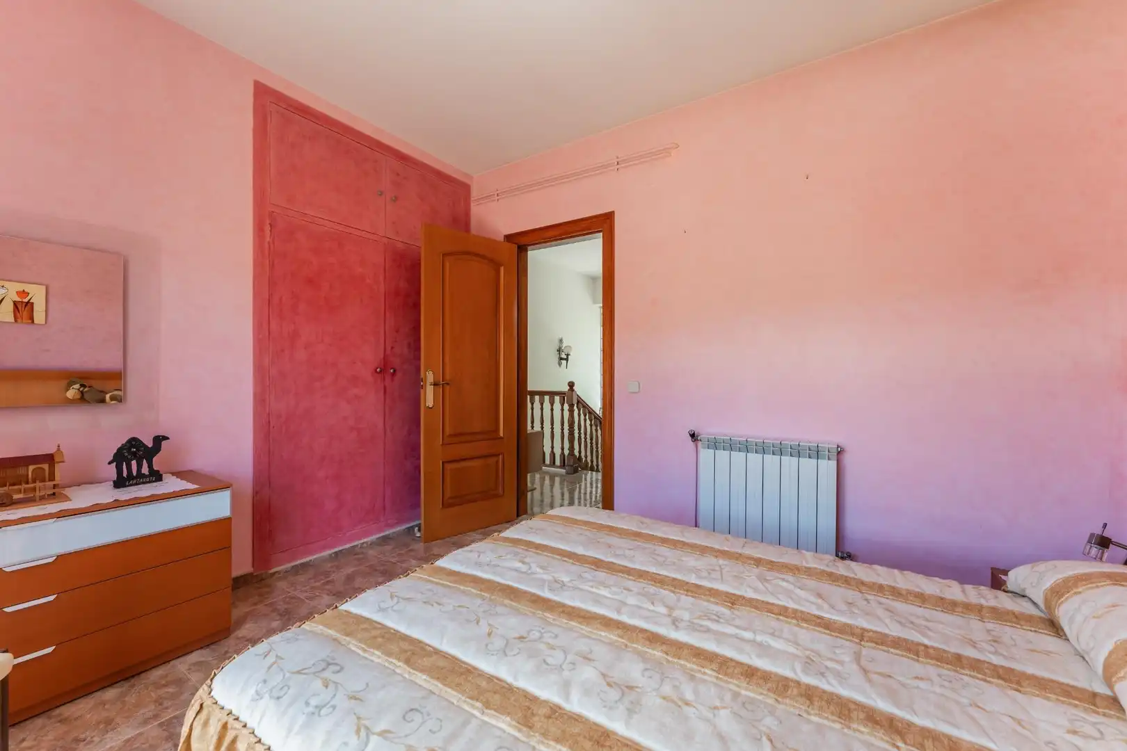 Habitación de Casa o chalet en venta en Sant Fost de Campsentelles con Calefacción, Jardín privado y Terraza