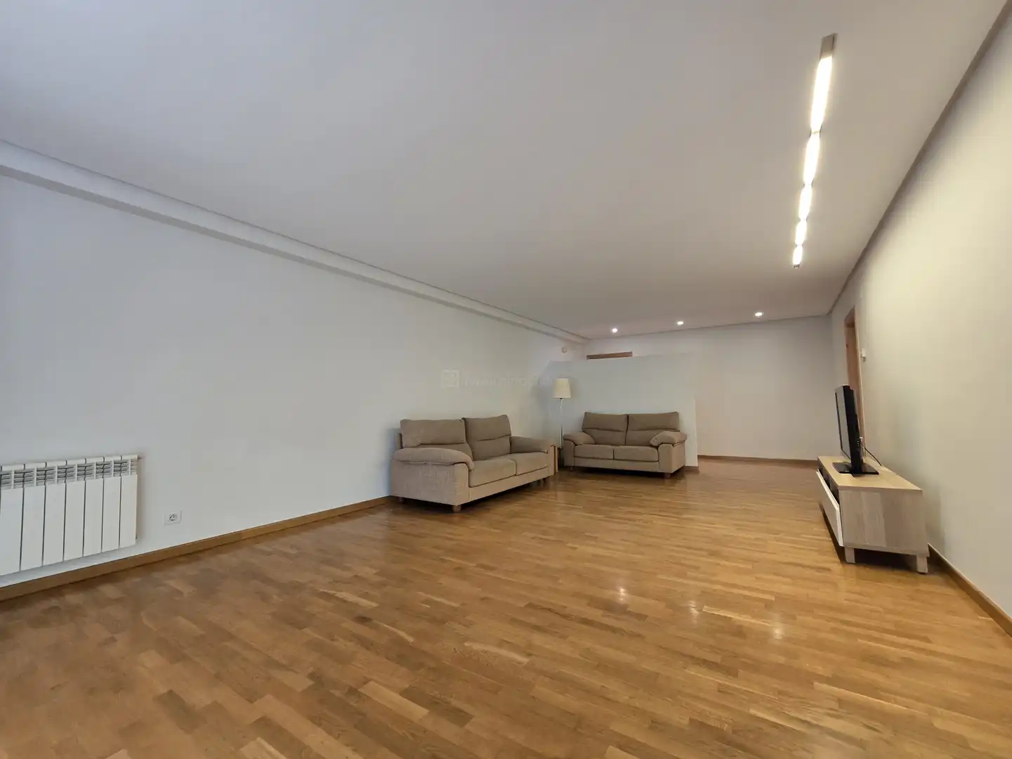 Flat for sale in  Logroño  with Air Conditioner, Heating and Storage room
