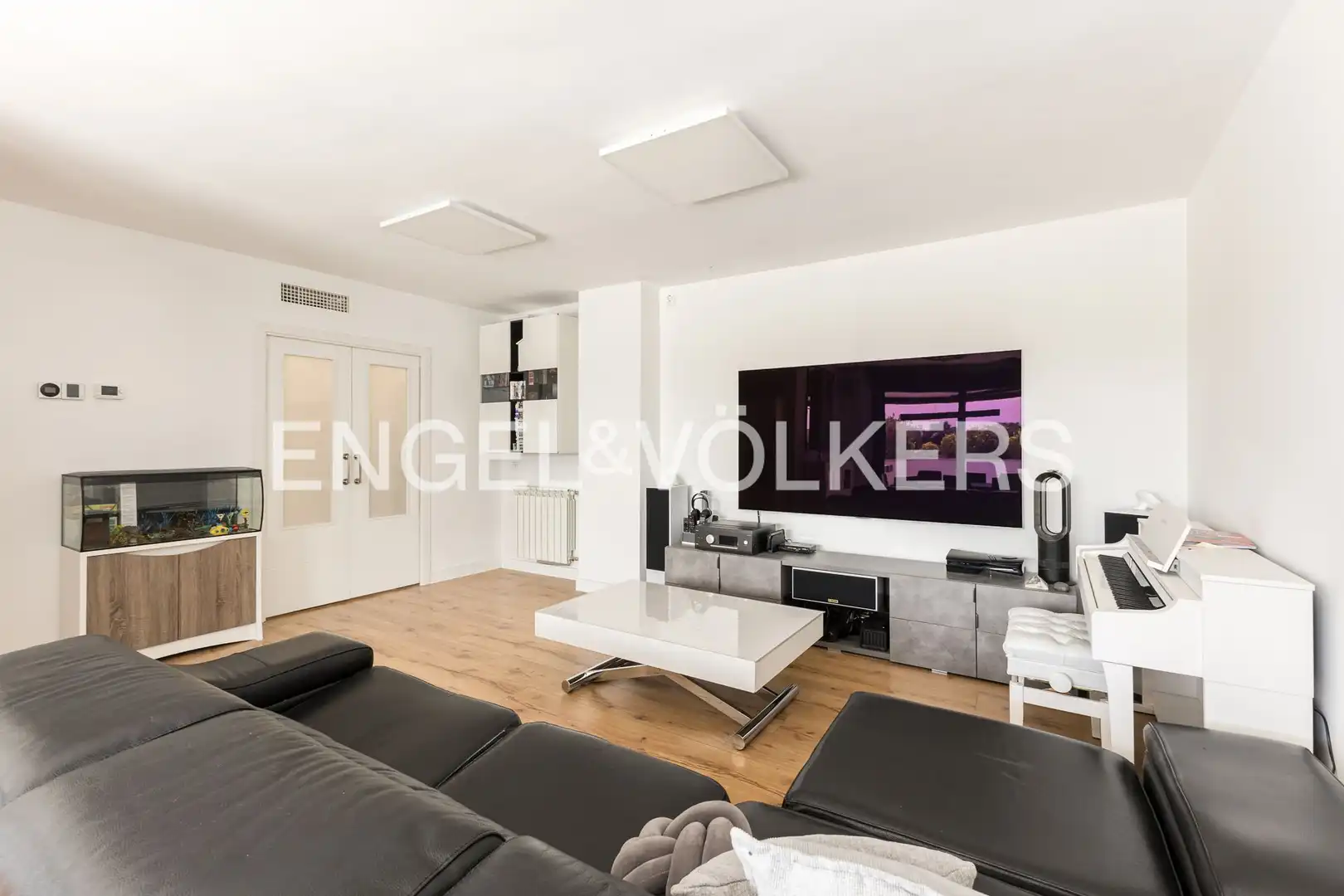 Sala de estar de Piso en venta en Madrid con Aire acondicionado, Calefacción y Terraza