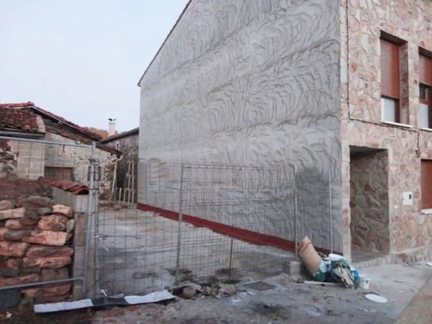 Vista exterior de Residencial en venta en Riocavado de la Sierra