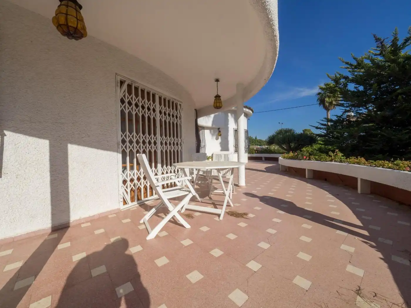 Terrassa de Casa o xalet en venda en Partidas de Alicante