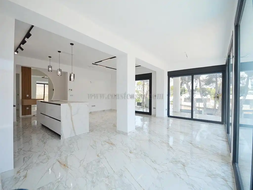 Chalet con piscina en venta en Los Balcones - Los Altos, imagen 7